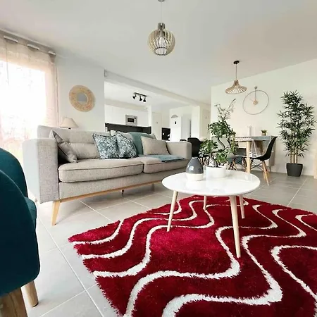 La Rayon'nantes Villa Carquefou