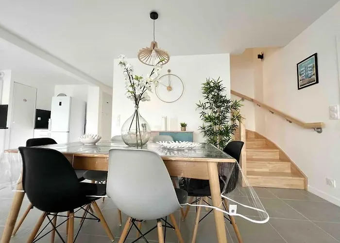 La Rayon'nantes Villa *